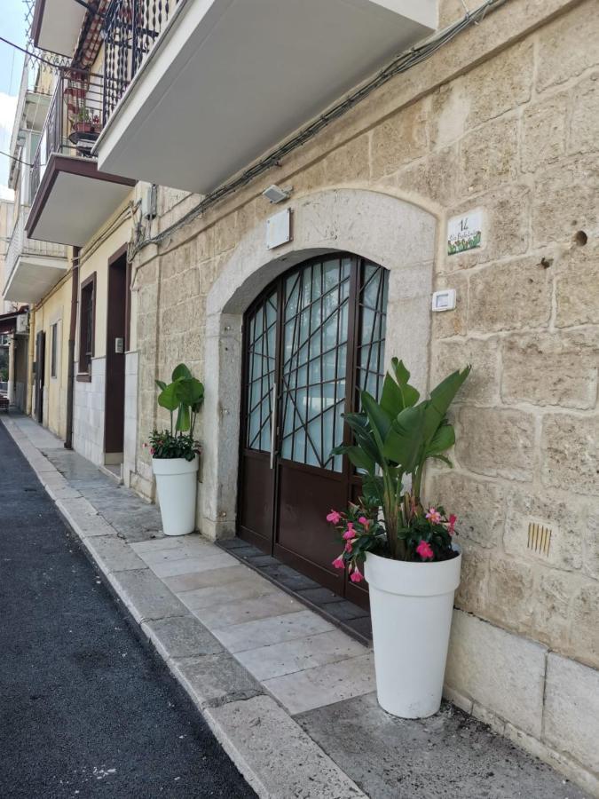 Giusvinci Bed and Breakfast Trani Buitenkant foto